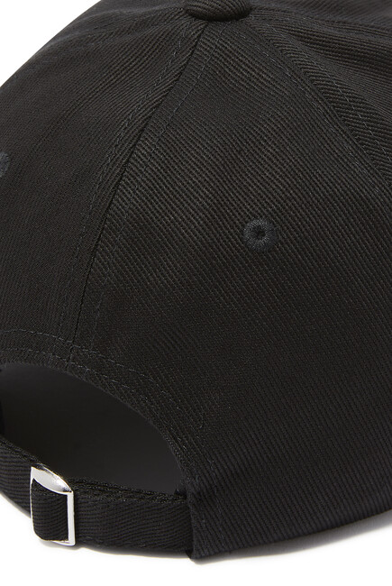 قبعة بيسبول مطرزة بشعار الماركة